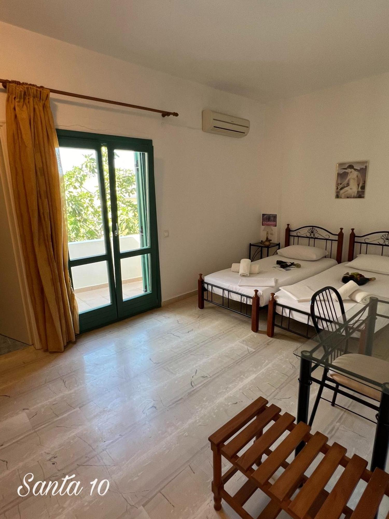Santa Magia Hotel Kamári Buitenkant foto